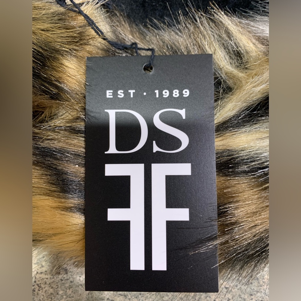 Donna Salyers Fabulous Furs Animal Print Faux Leopard Beret Hat - BRAND NEW! - Picture 3 of 6